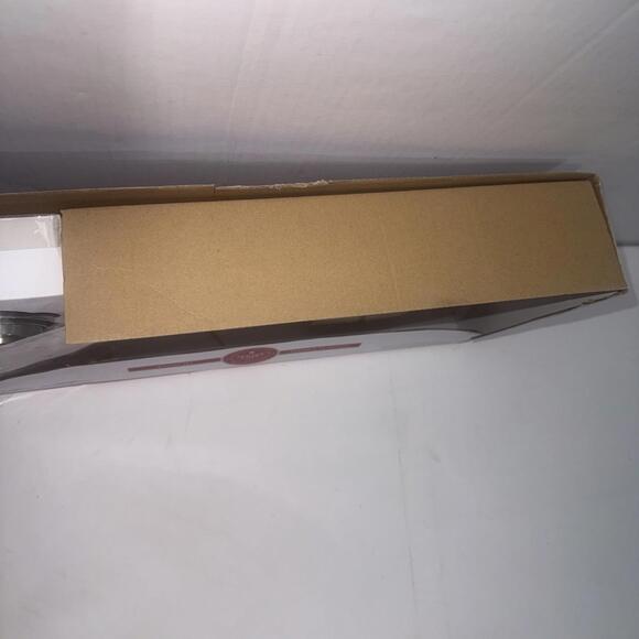 American Girl Williams Sonoma Baking Set *No Rolling Pin* Damaged Box - Picture 3 of 10